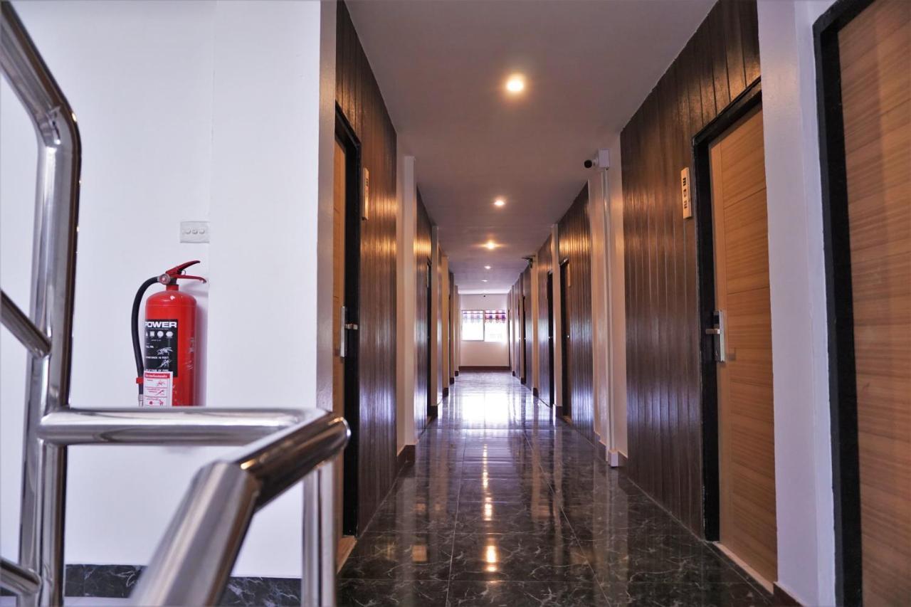 Racha Caftel - 7 House - รชาคาฟเทล Aparthotel Chiang Mai Buitenkant foto