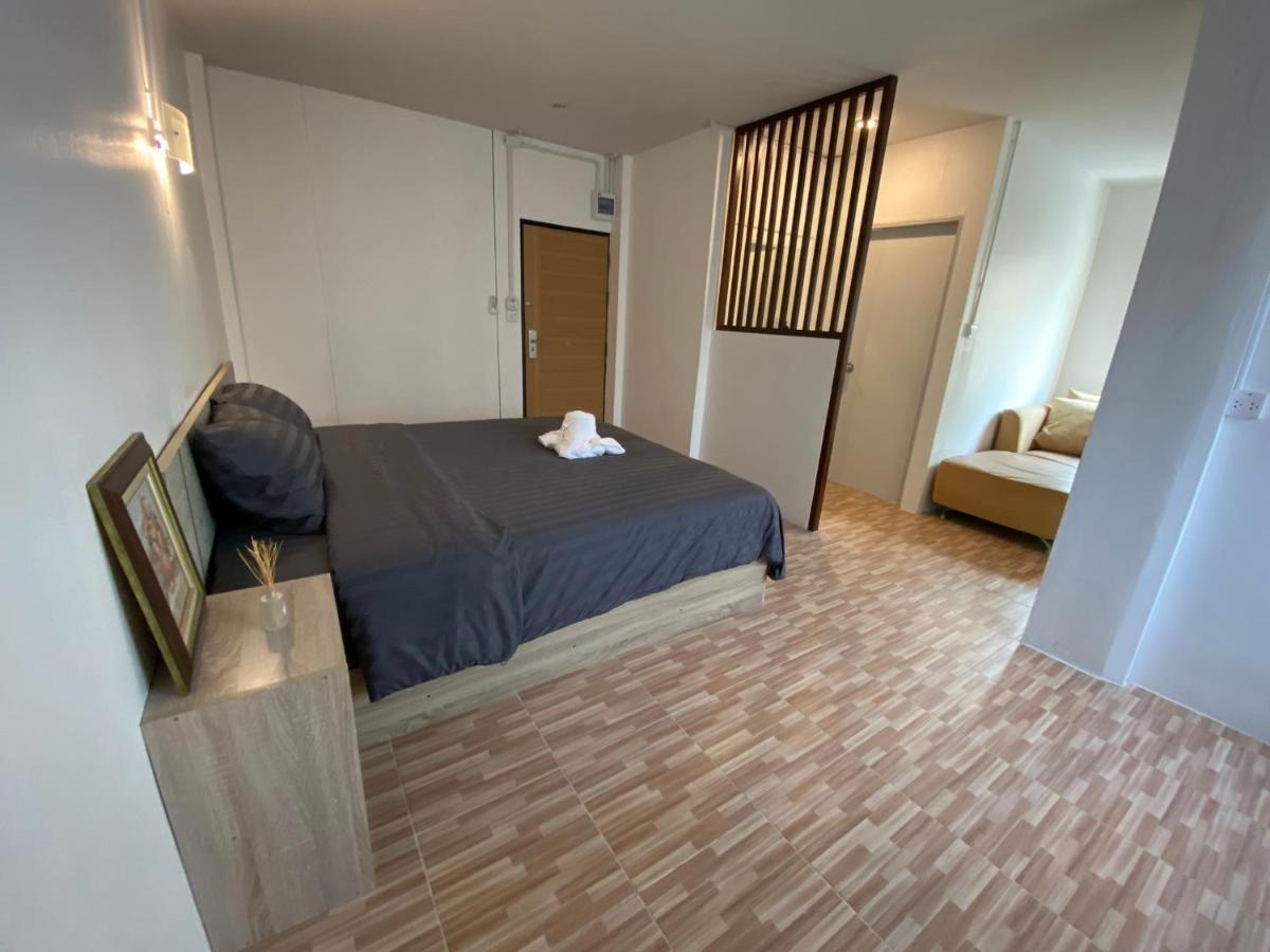 Racha Caftel - 7 House - รชาคาฟเทล Aparthotel Chiang Mai Buitenkant foto