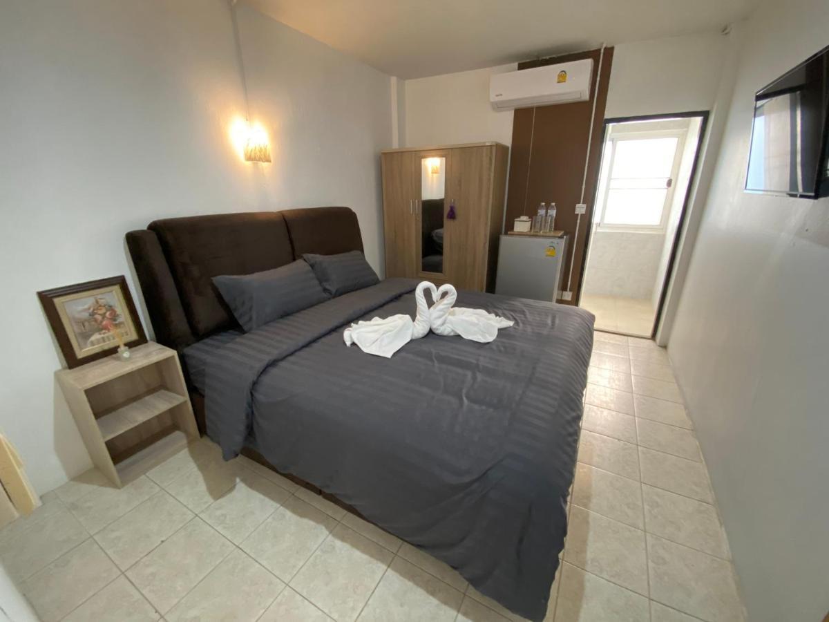 Racha Caftel - 7 House - รชาคาฟเทล Aparthotel Chiang Mai Buitenkant foto